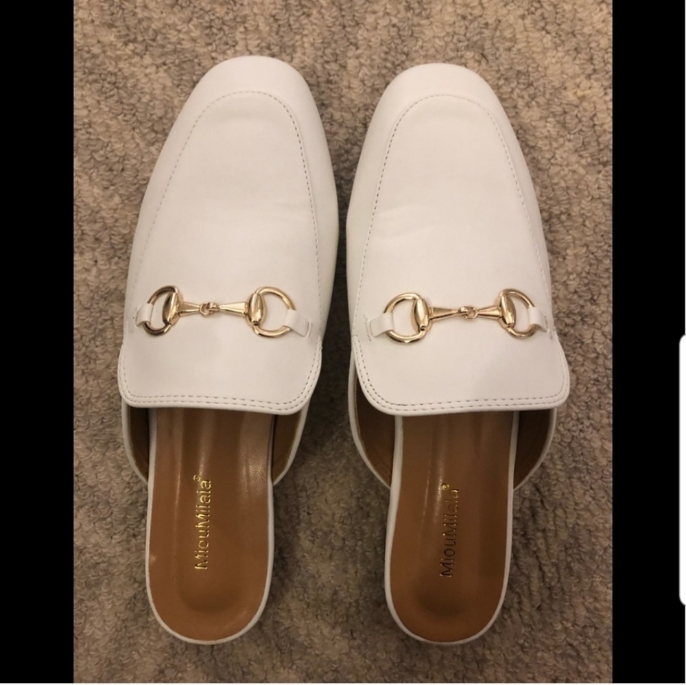 Leather Loafers with Gold Accent